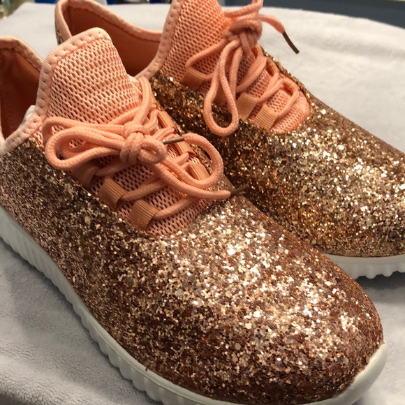 Shoes - Pink Glitter Tennis Shoe